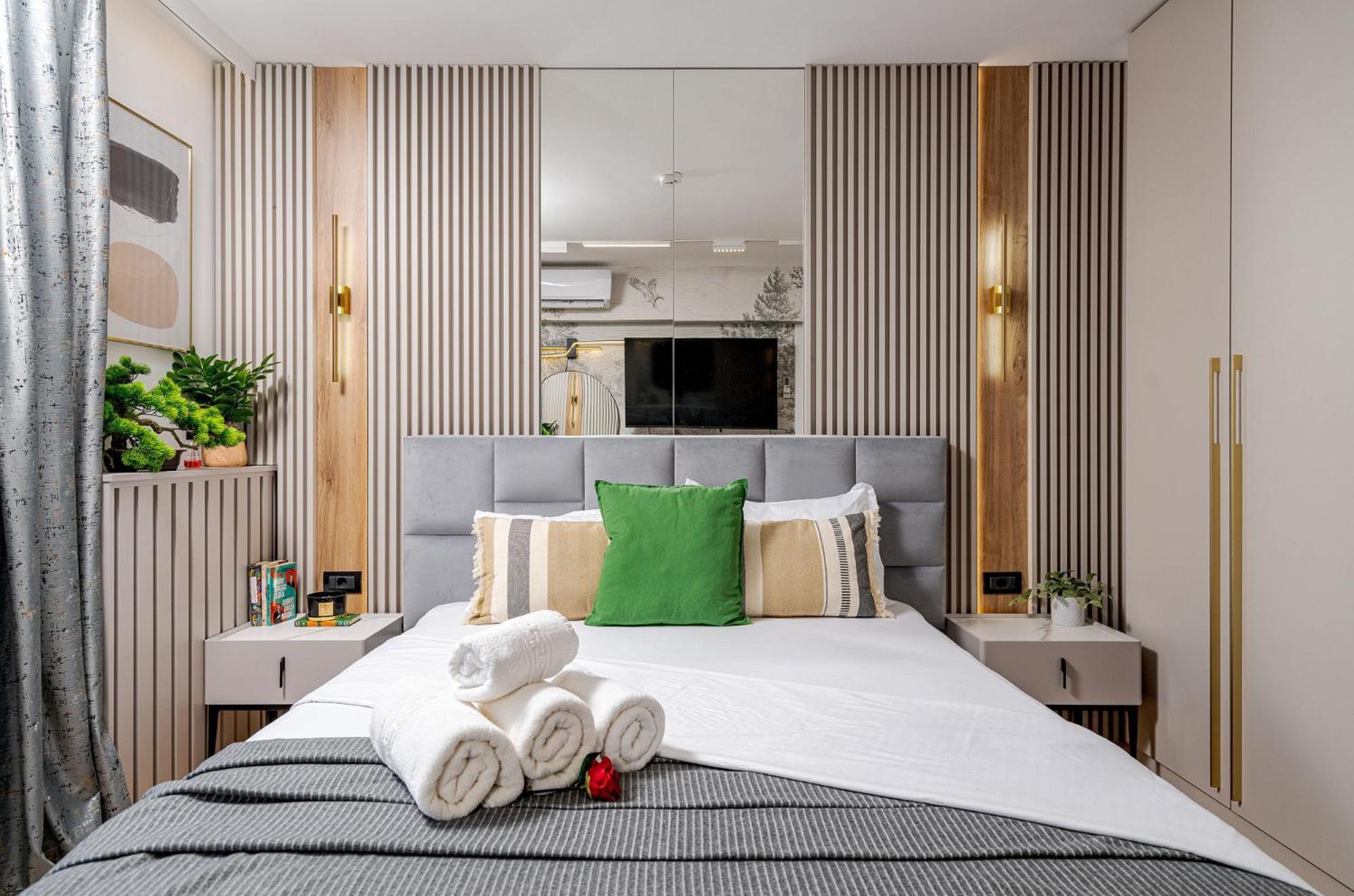 Romana Vibe Elegance In The Heart Of The City Bucureşti Eksteriør bilde