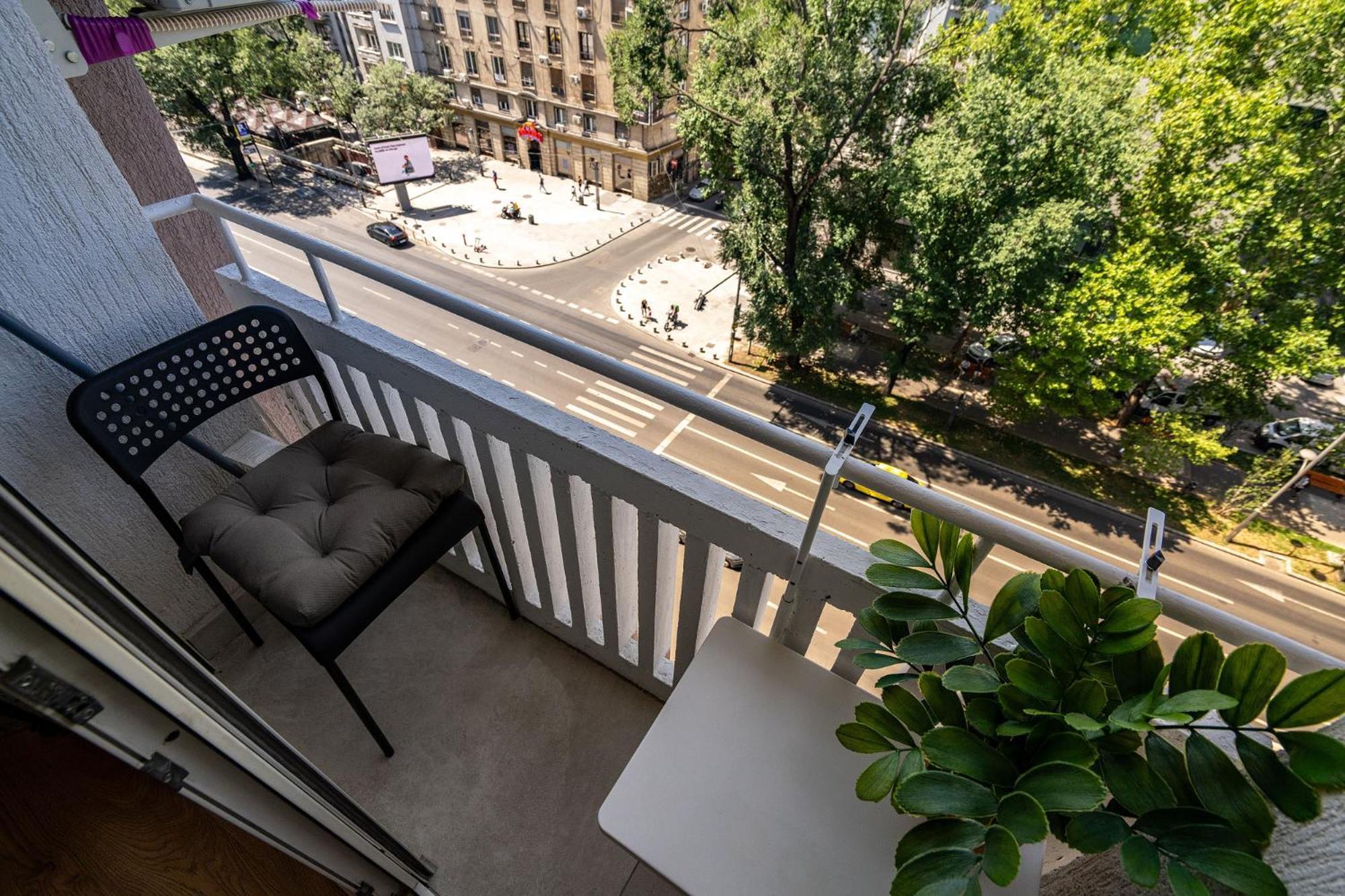 Romana Vibe Elegance In The Heart Of The City Bucureşti Eksteriør bilde