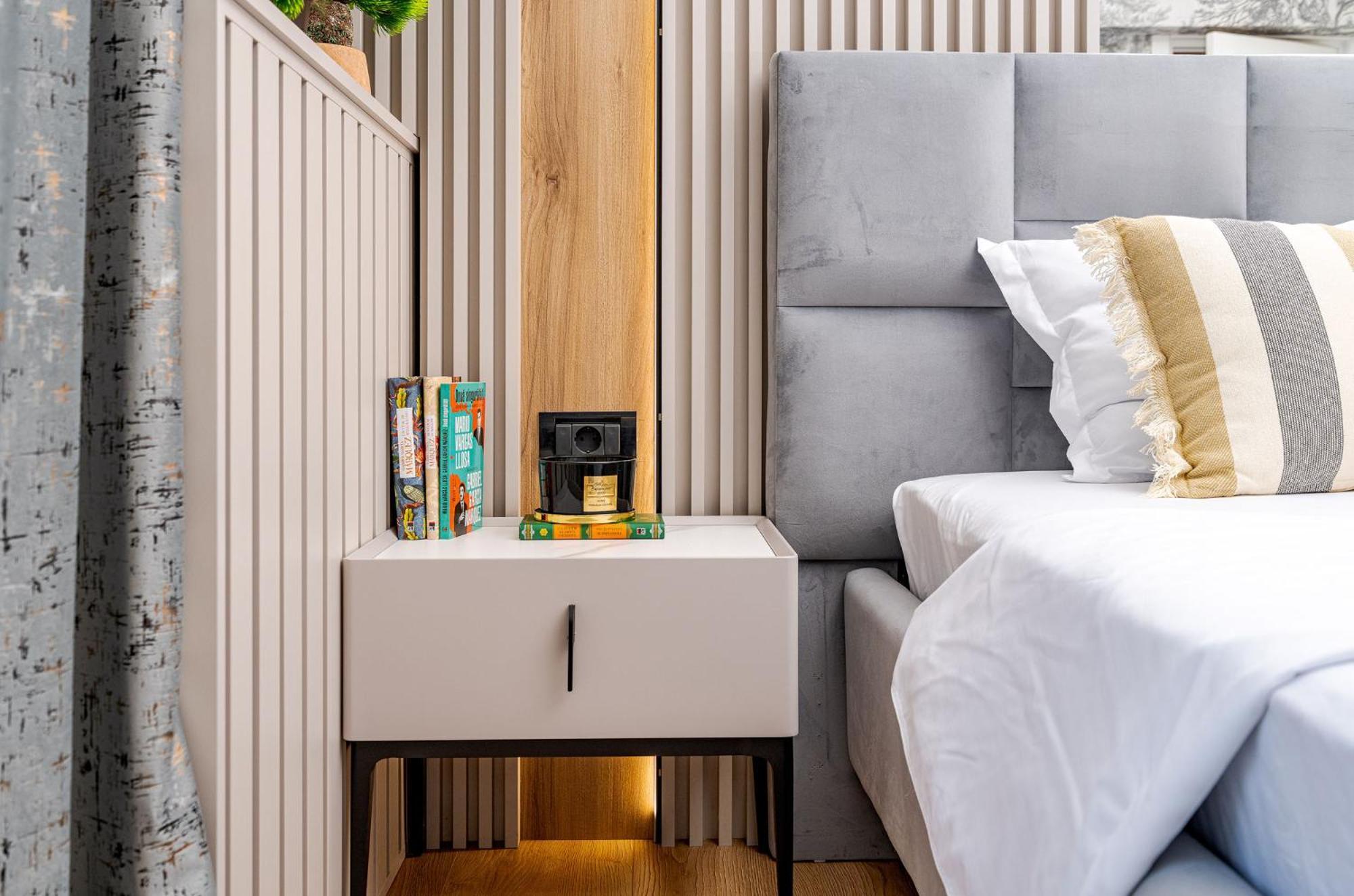 Romana Vibe Elegance In The Heart Of The City Bucureşti Eksteriør bilde